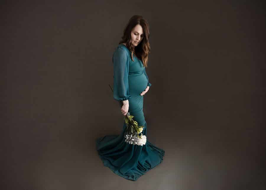 utah maternity portrait green dress