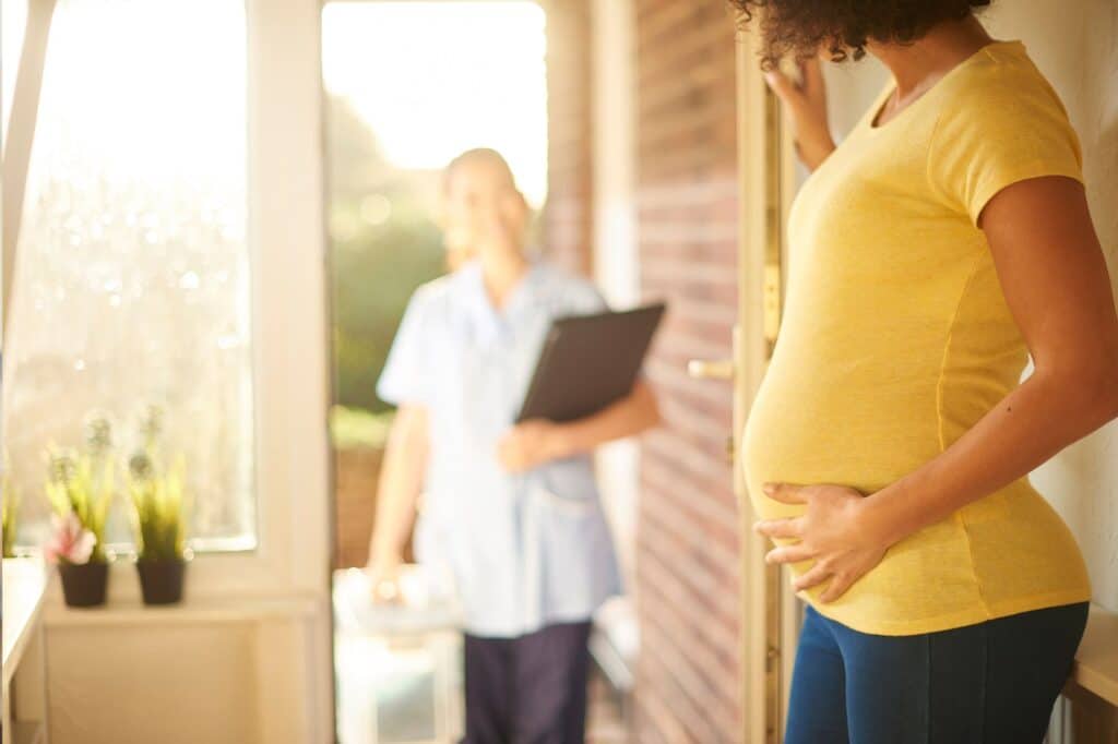 utah midwives coming go pregnant moms home for a visit